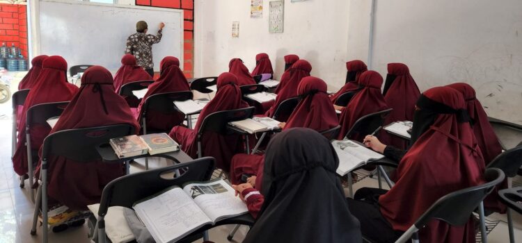 Kemana Akan Ku Sekolahkan Putriku Kemana Akan Ku Sekolahkan Putriku