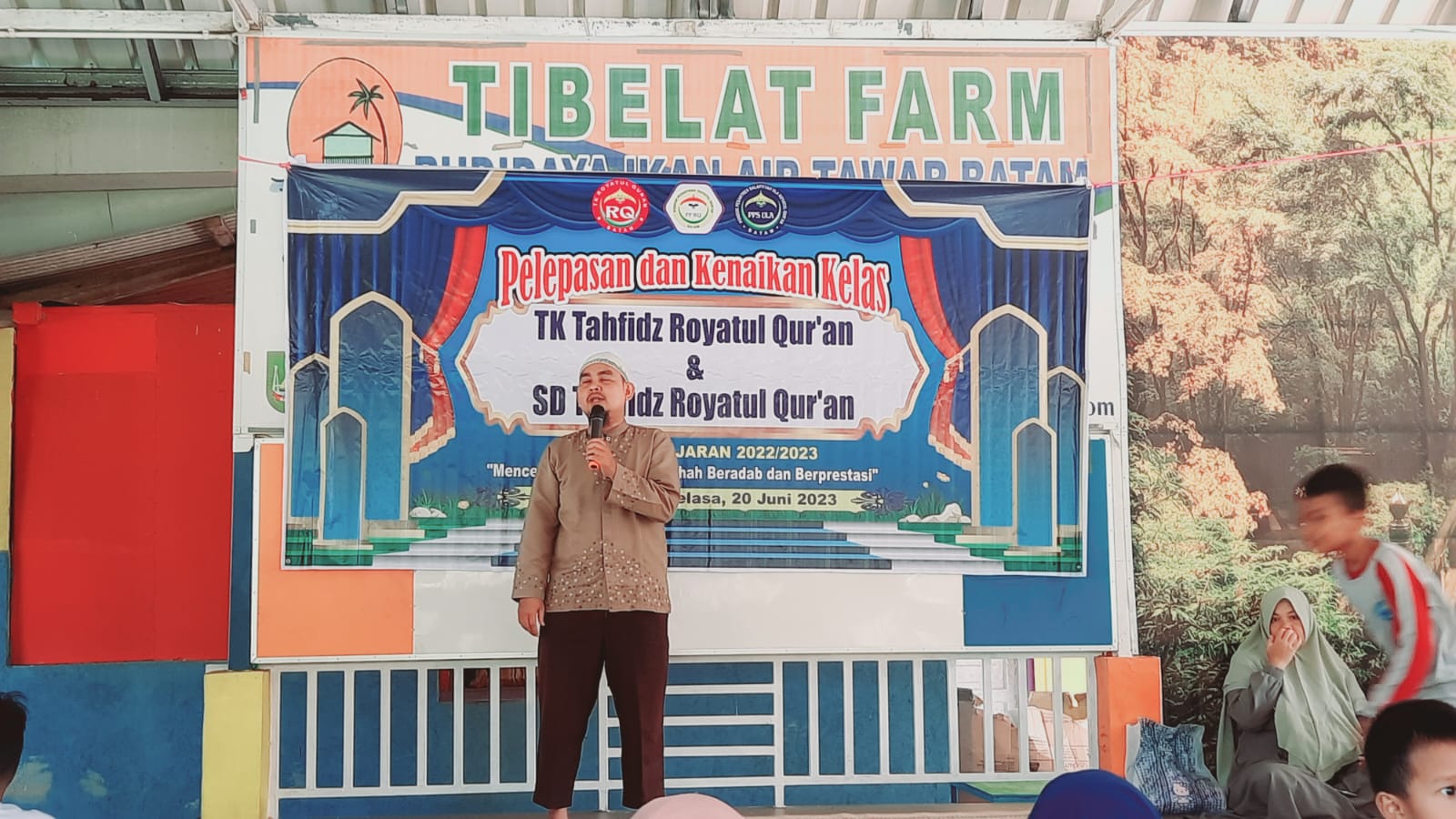 Acara Pelepasan dan Kenaikan Kelas TK Tahfidz RQ dan SD RQ Tahun Ajaran ...