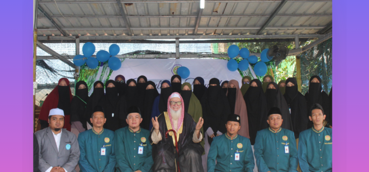 WISUDA DAN PENUTUPAN DAUROH PENGAMBILAN SANAD AL-QUR’AN, HADITS, DAN MATAN TAJWID DI PONDOK PESANTREN ROYATUL QUR’AN WISUDA DAN PENUTUPAN DAUROH PENGAMBILAN SANAD AL-QUR’AN, HADITS, DAN MATAN TAJWID DI PONDOK PESANTREN ROYATUL QUR’AN