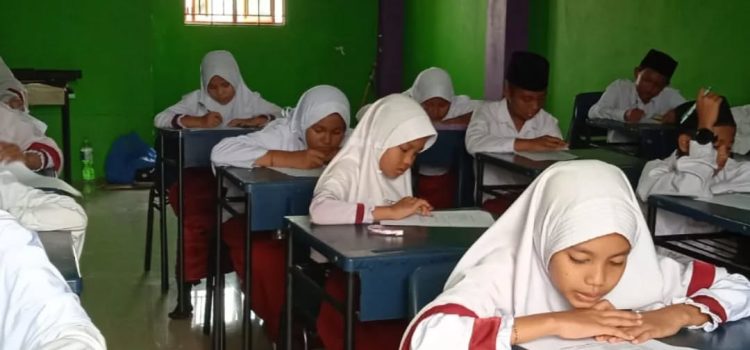 SD RQ Ujian Mid Semester Ganji