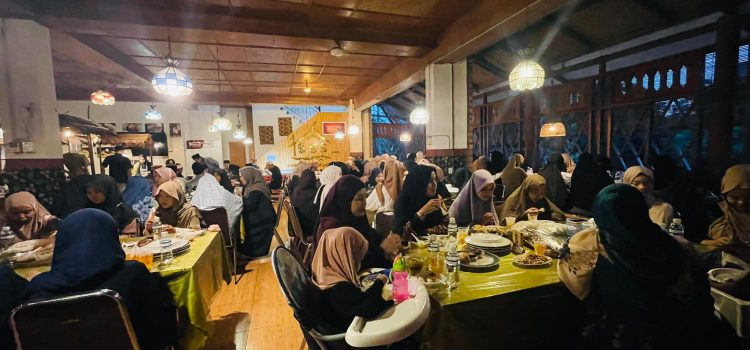 Cara Royatul Qur’an menjaga silaturahim bersama alumni Cara Royatul Qur’an menjaga silaturahim bersama alumni